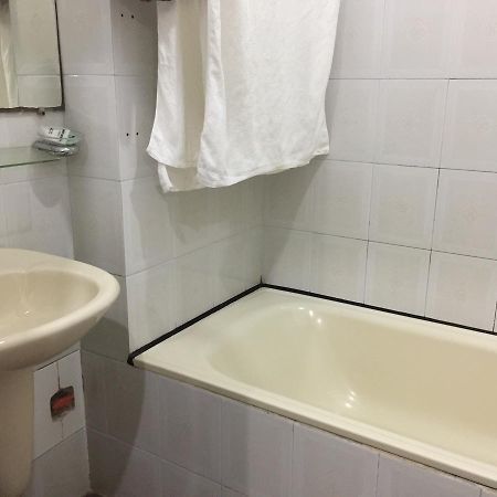 Hanh Phuc Hotel Ho Chi Minh City Exterior photo
